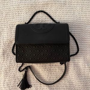 Tory Burch Shoulder bag. Black.